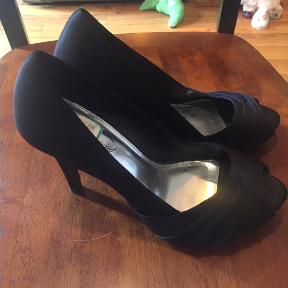 Black satin peep toe pumps