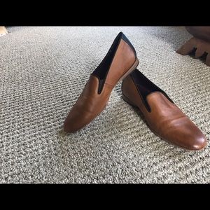 Bundle: Brown leather slip-ons+black suede oxfords