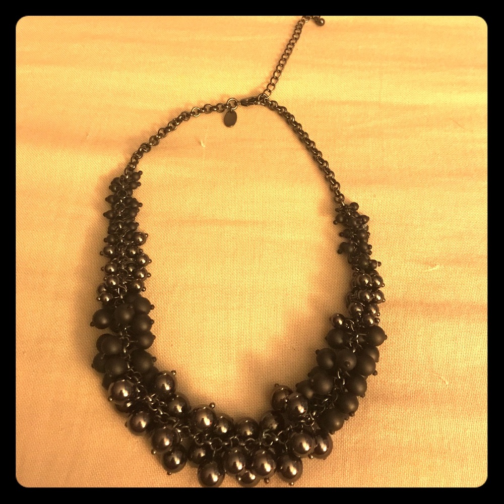 Lia Sophia necklace, Black & Shiny, never worn