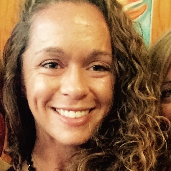 Meet your Posher, Taylor - Picture 1 of 1