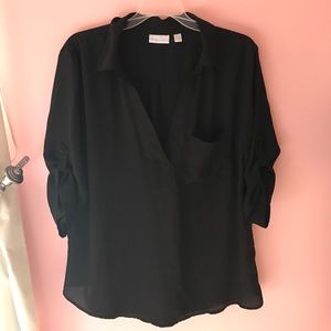 New York & Company shirt. Size L