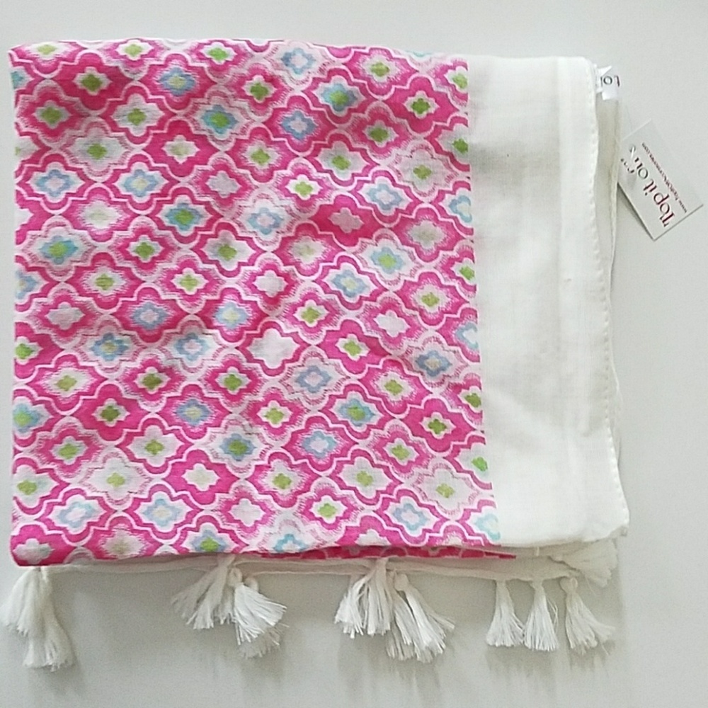 NWT womens scarf