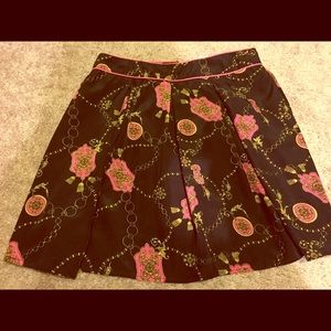 Cute mini skirt! Size small