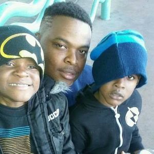 Meet your Posher, Lewis