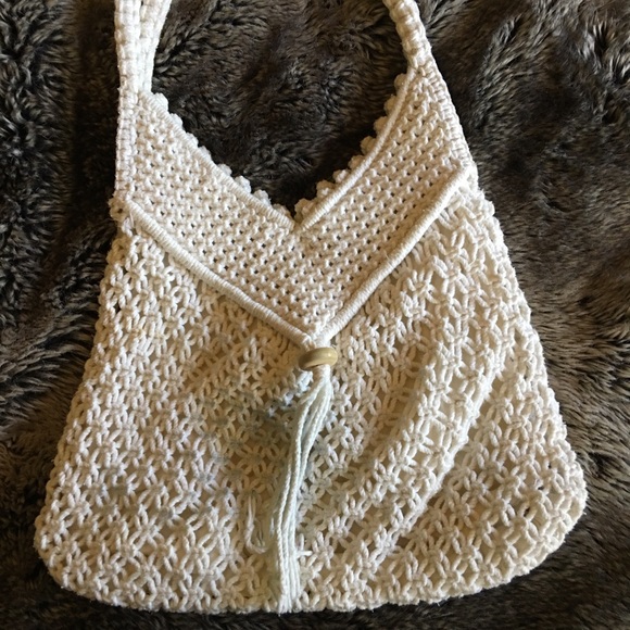 ⚪️TRADED Vintage Crochet Macrame Fringe Purse⚪️ - Picture 4 of 4