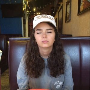 Meet your Posher, Haley