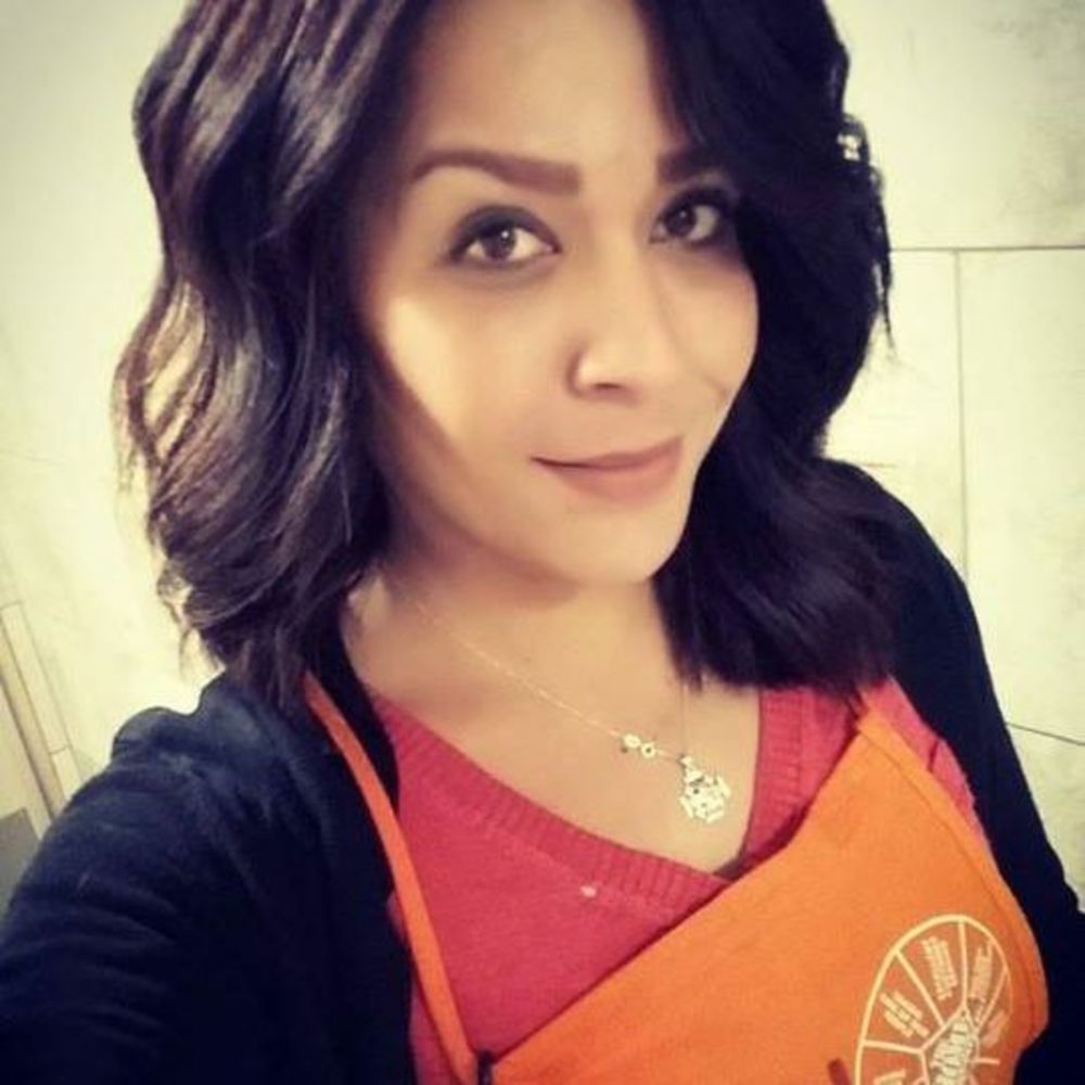 Meet your Posher, Mari