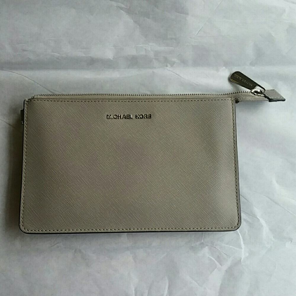 Gray Michael Kors wristlet