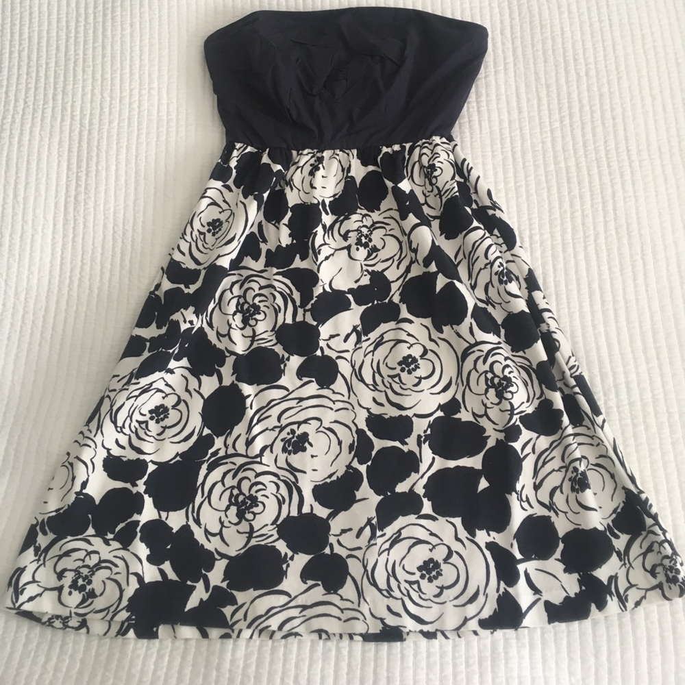 Deletta Strapless Blue & White Floral Dress