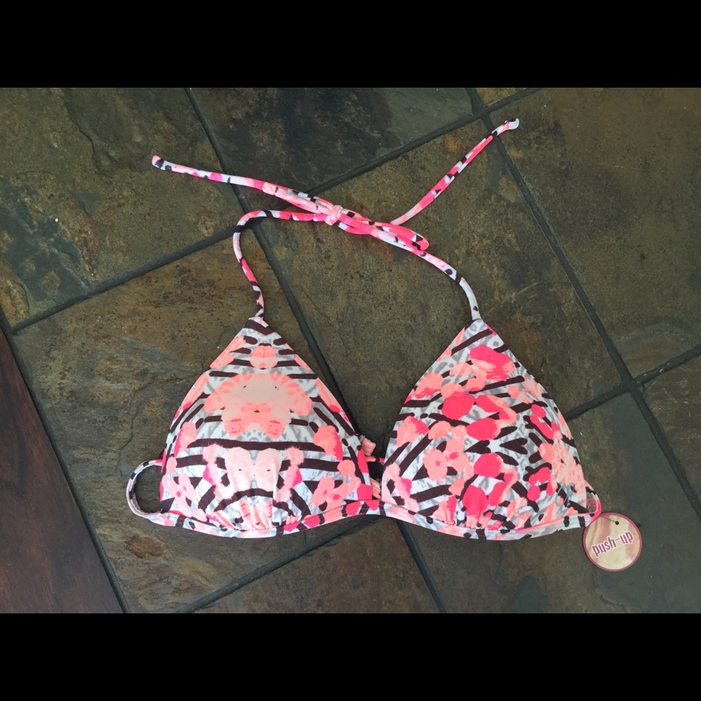Bikini Set - Picture 3 of 6
