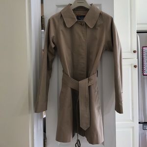 Burberry short belted trench