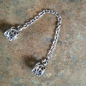Pandora Daisy safety chain