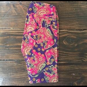 Never Worn OS Elephant LuLaRoe