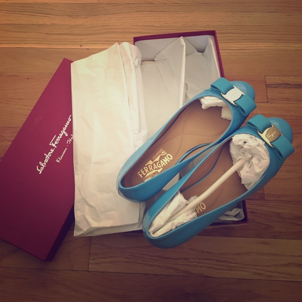 Salvatore Ferragamo varina flats