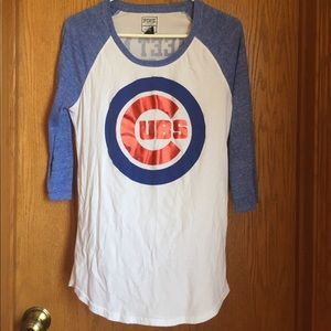 Pink cubs t-shirt