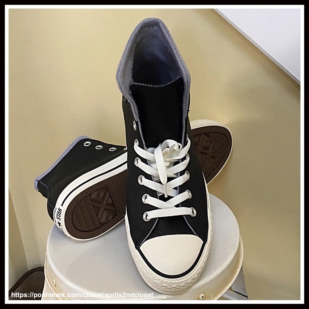 ❌SOLD❌SOLD❌CONVERSE LEATHER High Tops - Picture 3 of 7