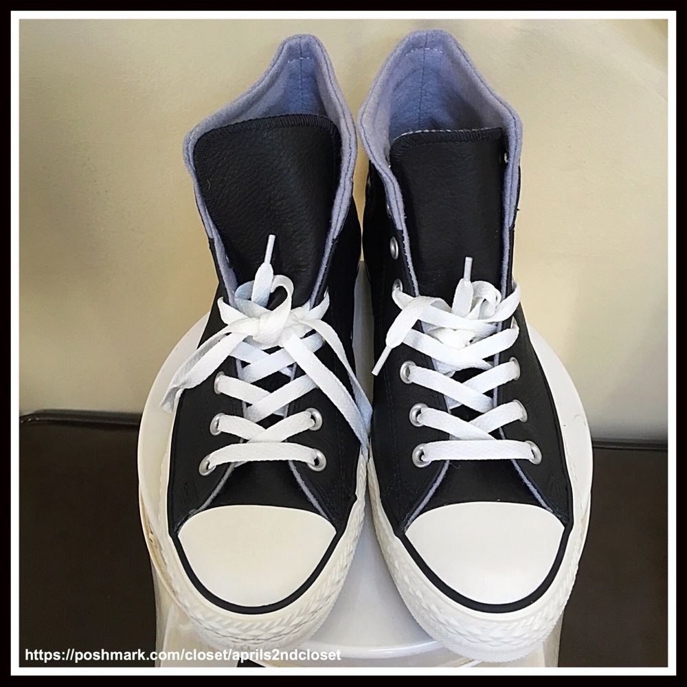 ❌SOLD❌SOLD❌CONVERSE LEATHER High Tops - Picture 4 of 7