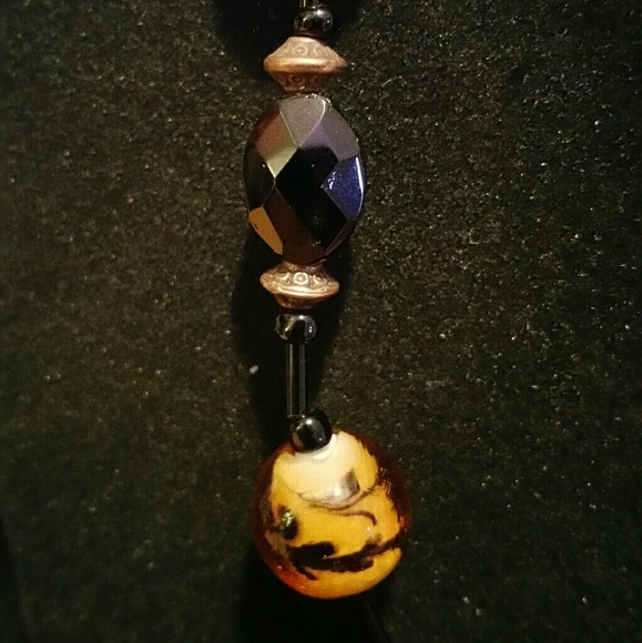 Handmade necklace - Picture 2 of 3