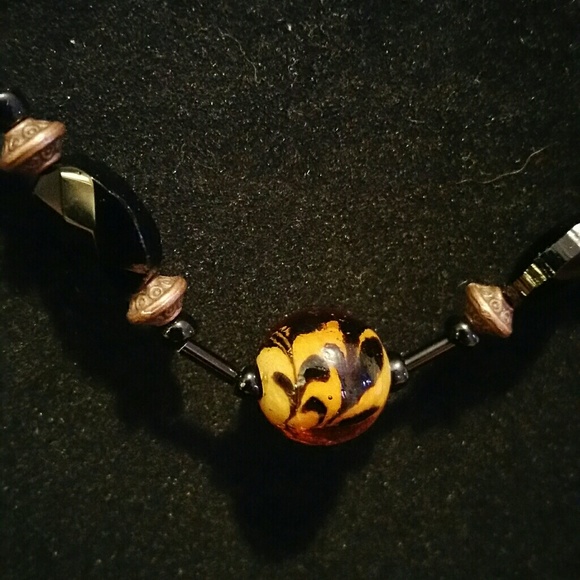 Handmade necklace - Picture 3 of 3