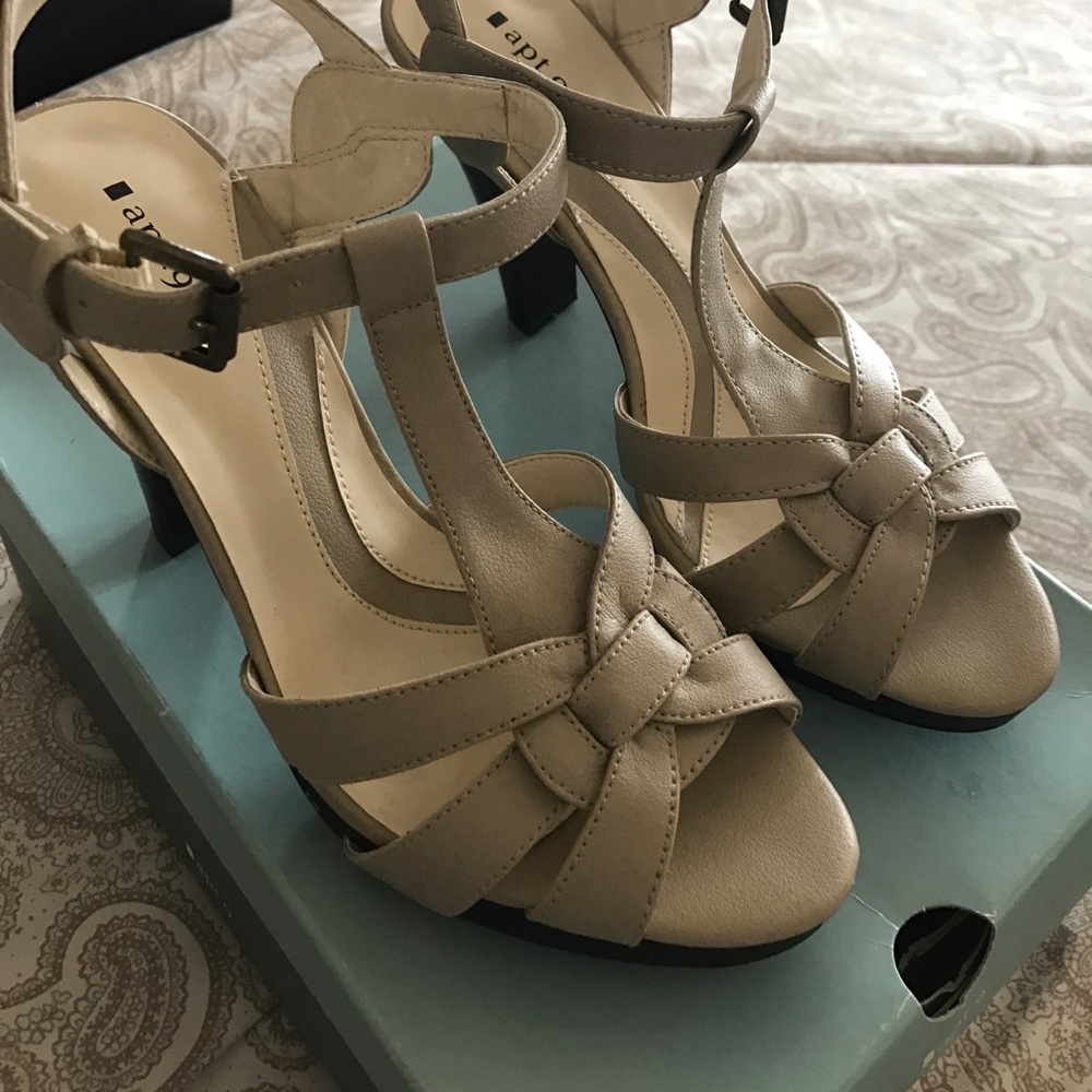 Apt 9 beige heel sandals