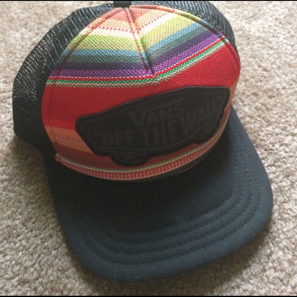 Vans stripped black trucker hat