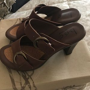 BOC BRAND NEW leather sandals