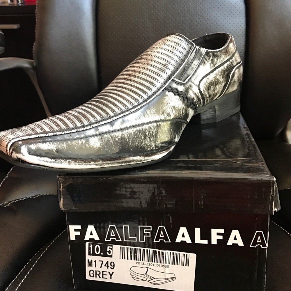 ❤New in box! Hot shoe!🔥