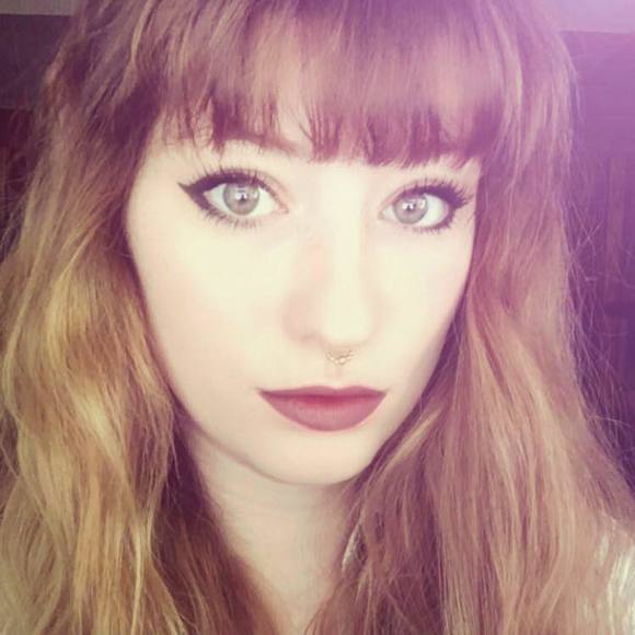 Meet your Posher, Laurabeth - Picture 1 of 1