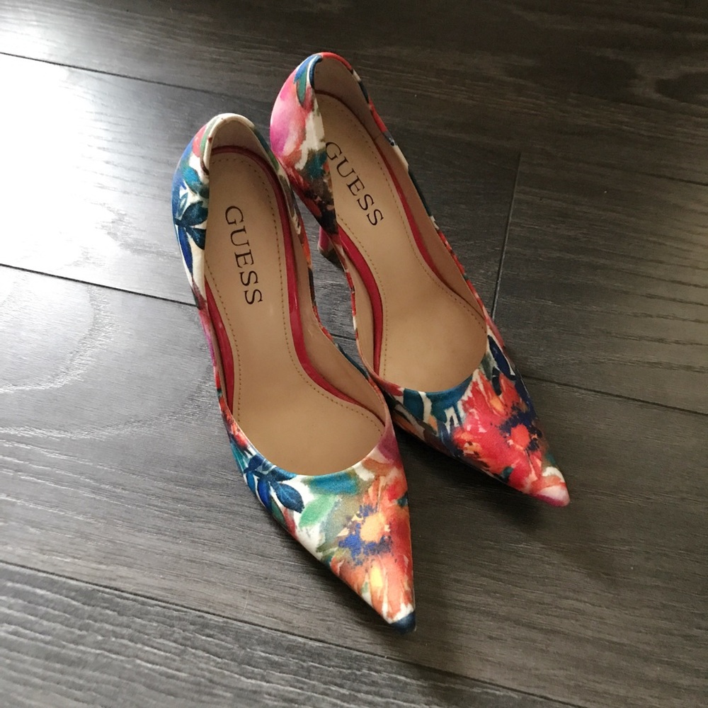 Guess Stilettos Heels 4" , Size 6.5