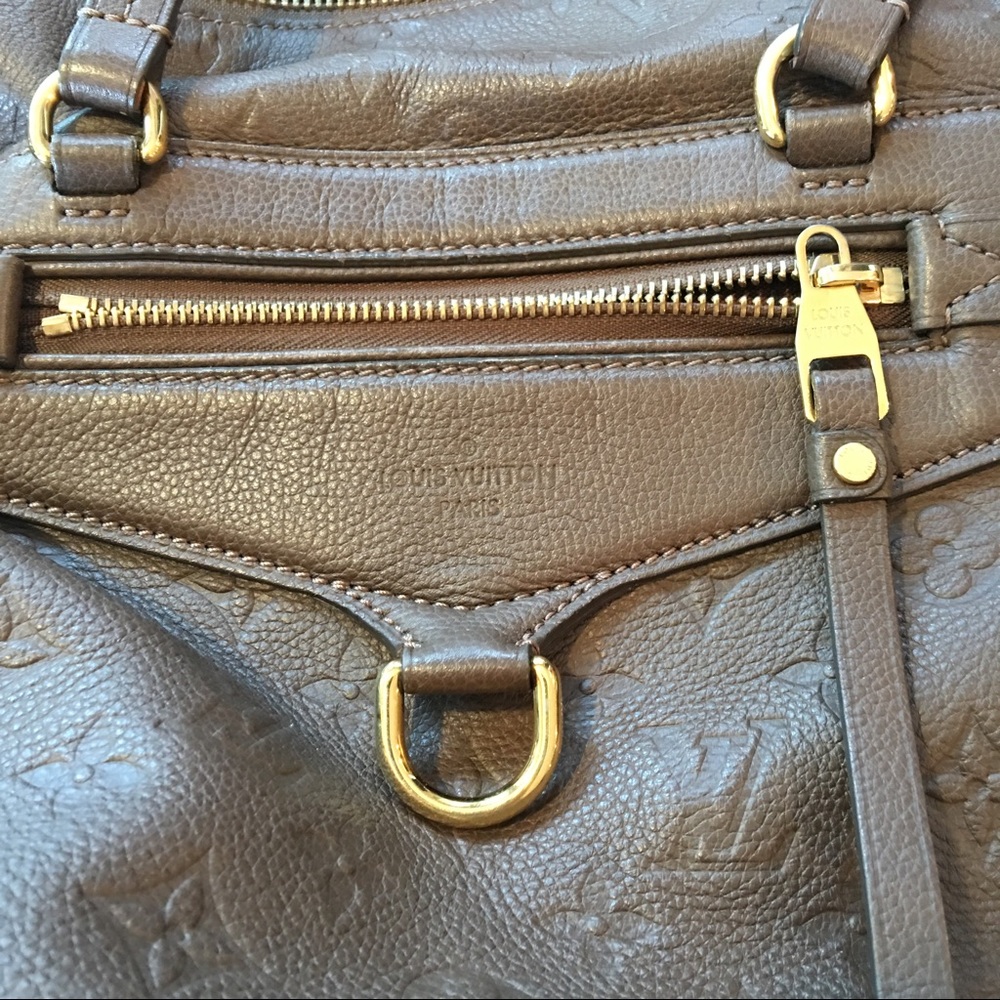 SOLD Louis Vuitton Empriente Lumineuse GM purse - Picture 6 of 8