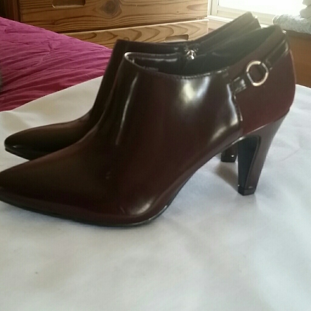 Bandolino Booties