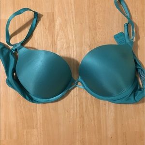 VS Bombshell bra!!