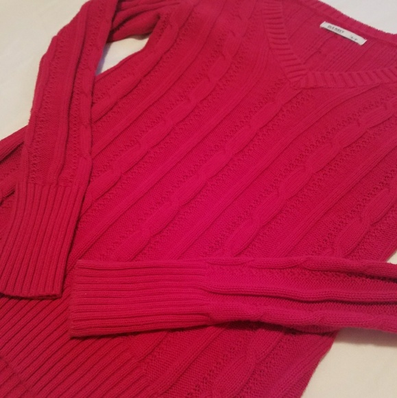 Old Navy Deep Red Sweater - Picture 1 of 1