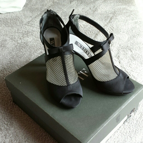 Vera Wang Shoes - Vera Wang Black Mesh Heels with Bows
