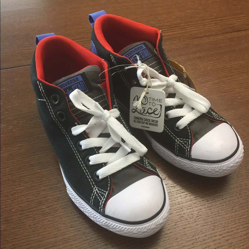 NEW Converse Chuck Taylor Youth 4.5 No Lace