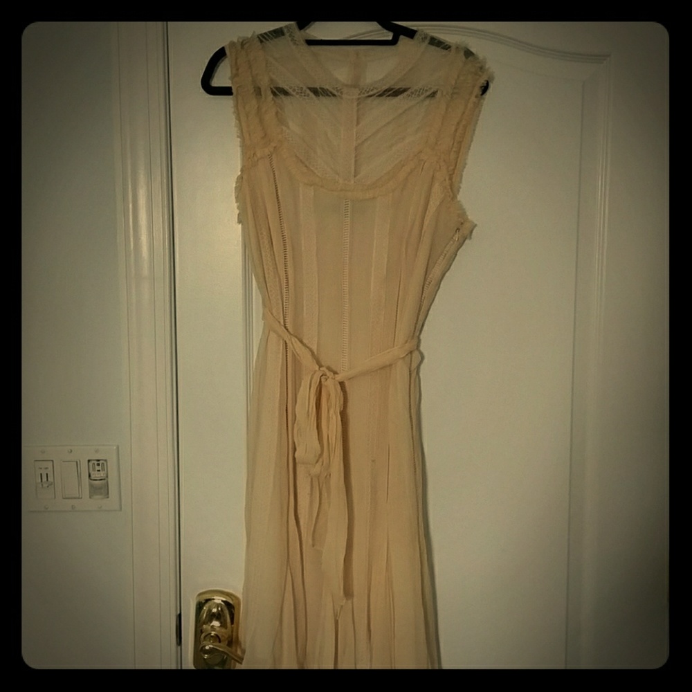 BCBG cream lace dress
