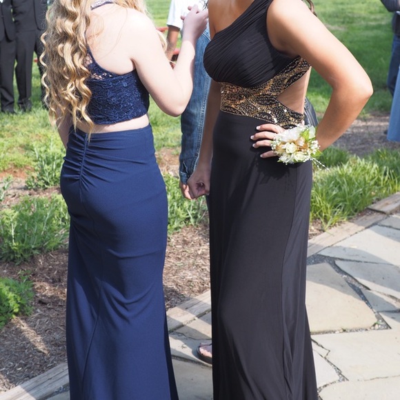 PROM DRESS! - Picture 4 of 4