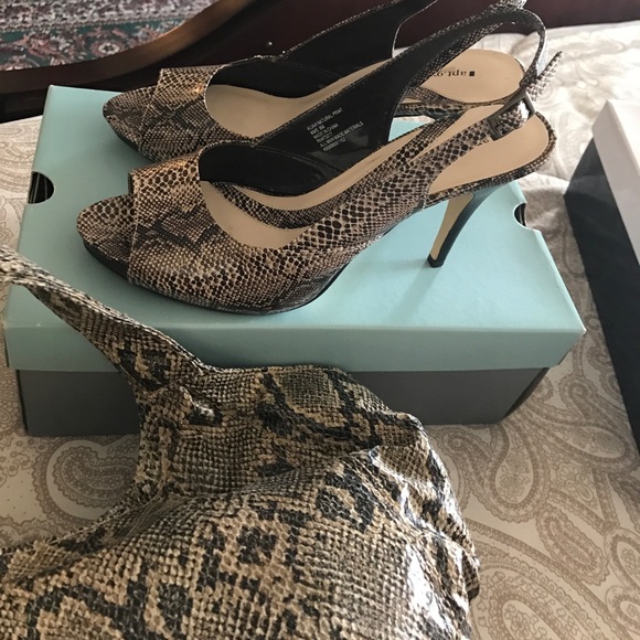 Combo pack heels and bag - Picture 4 of 4