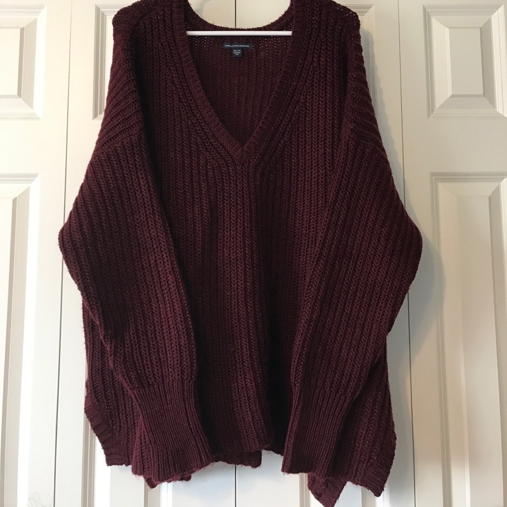NWOT American Eagle Maroon Sweater