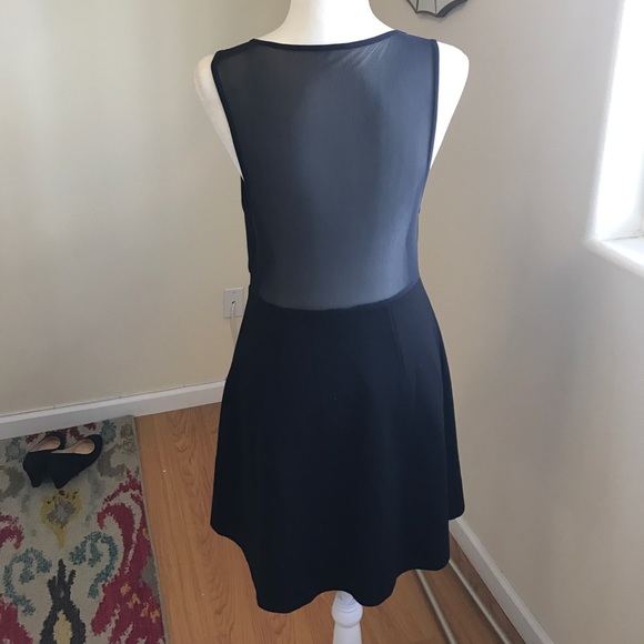UO Asymmetrical/Mesh Dress size Large - Picture 7 of 7