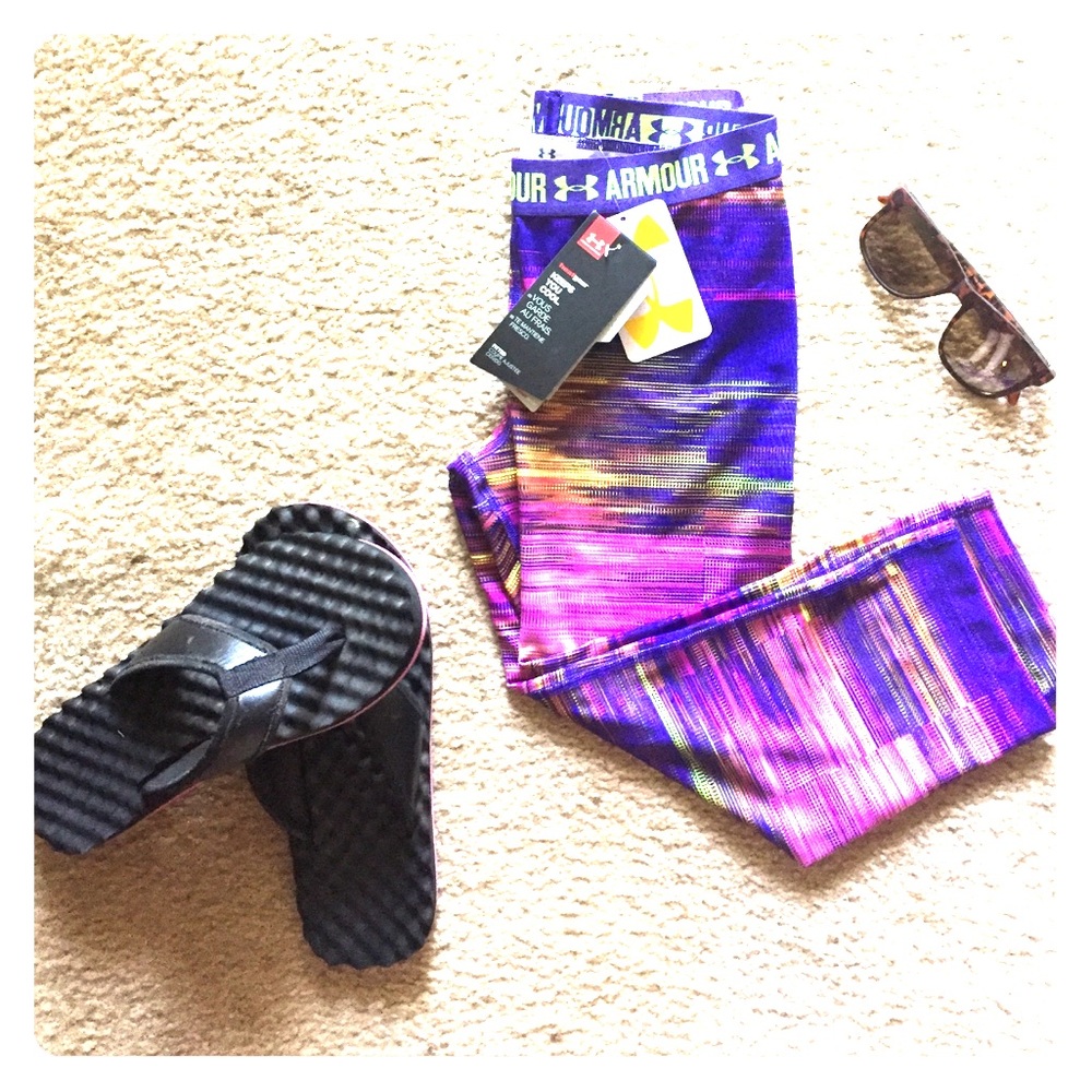 Under armor heat gear girls' capris