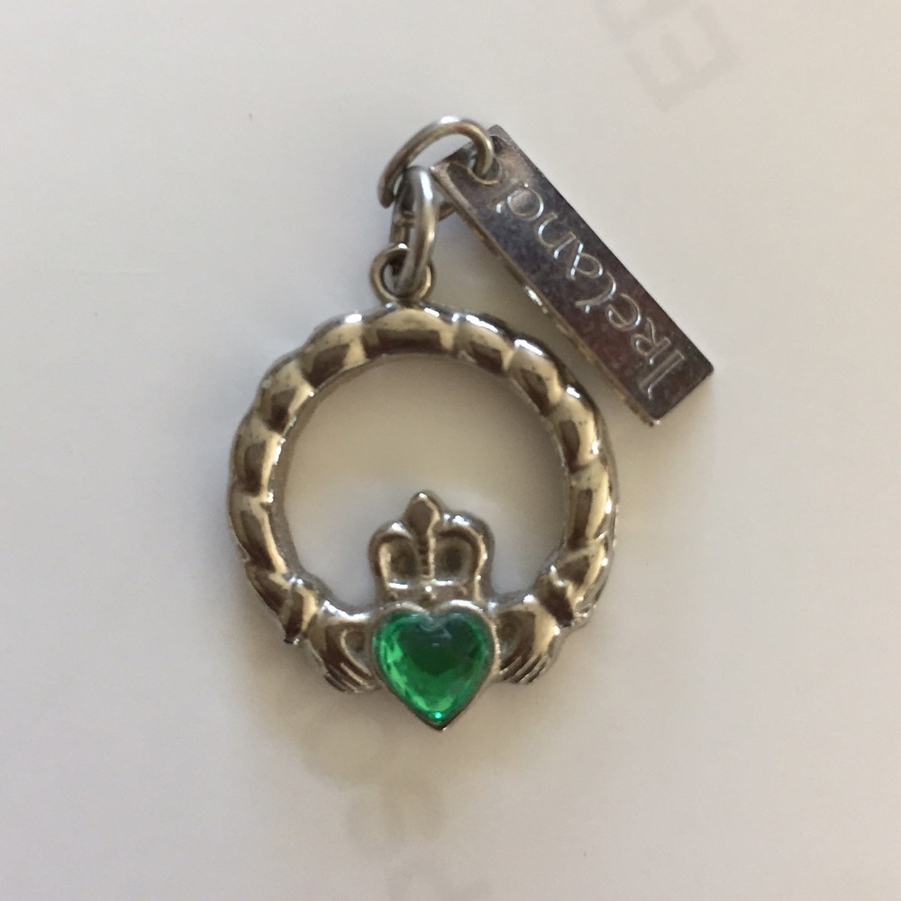 Irish necklace pendant