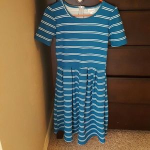 Lularoe amelia dress size s