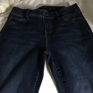 Dark wash skinny jeans