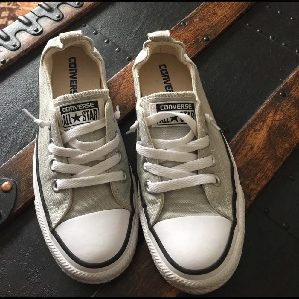 Converse shoreline in cloud grey