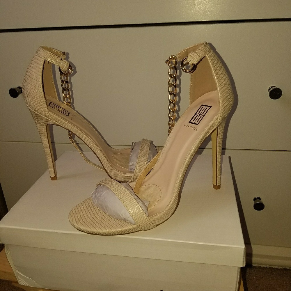 Vanette heels
