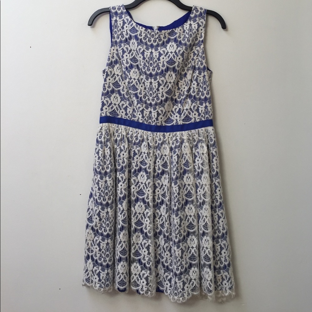 Shoshanna size 4 lace dress