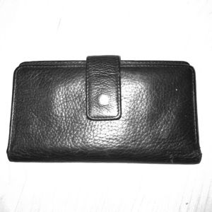 FOSSIL wallet