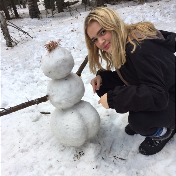 🌱Meet your Posher!🌱 - Picture 3 of 4