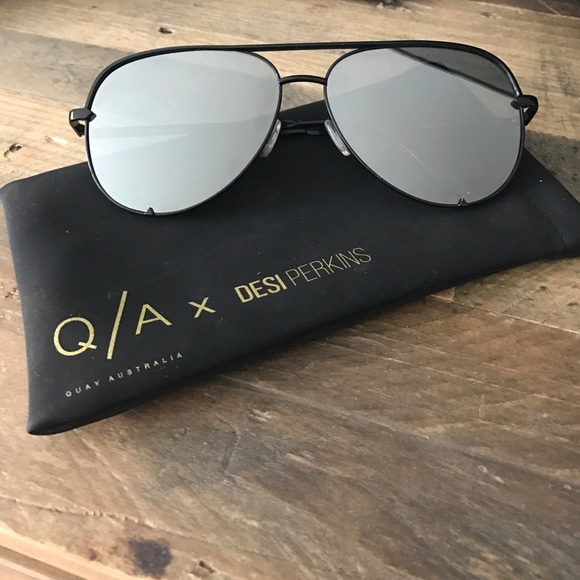 Quay Australia Accessories - Quay Australia x Desi Perkins Aviator Sunglasses